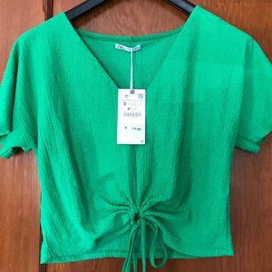 NWT - Green Zara top with circle tied front!